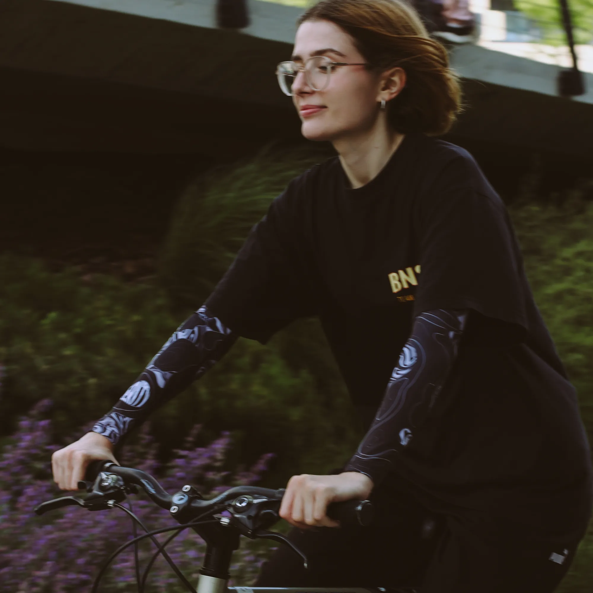 Sport · Holographic Black · 2 pcs — 4