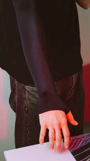 Gaming arm sleeve with a half-palm 2.0 Black Selerity