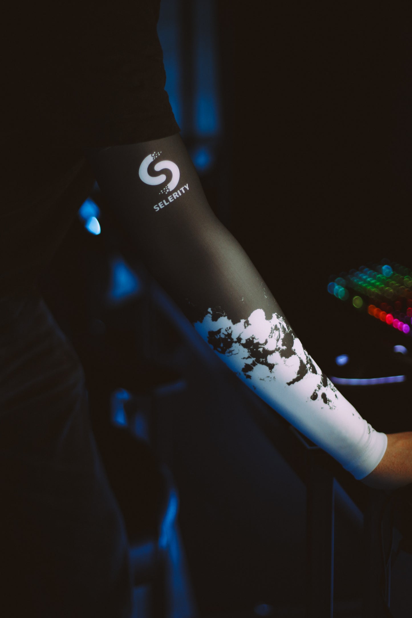 Gaming Arm Sleeve 1.0 Paints Spray for PC esports gamers Selerity